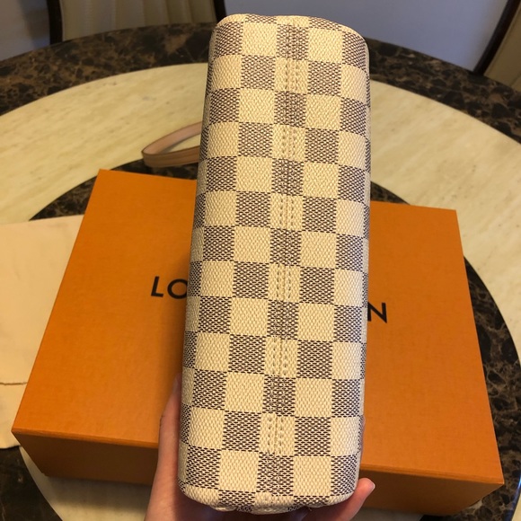 ✨SOLD✨New LOUIS VUITTON Damier Azur Croisette - Picture 10 of 16